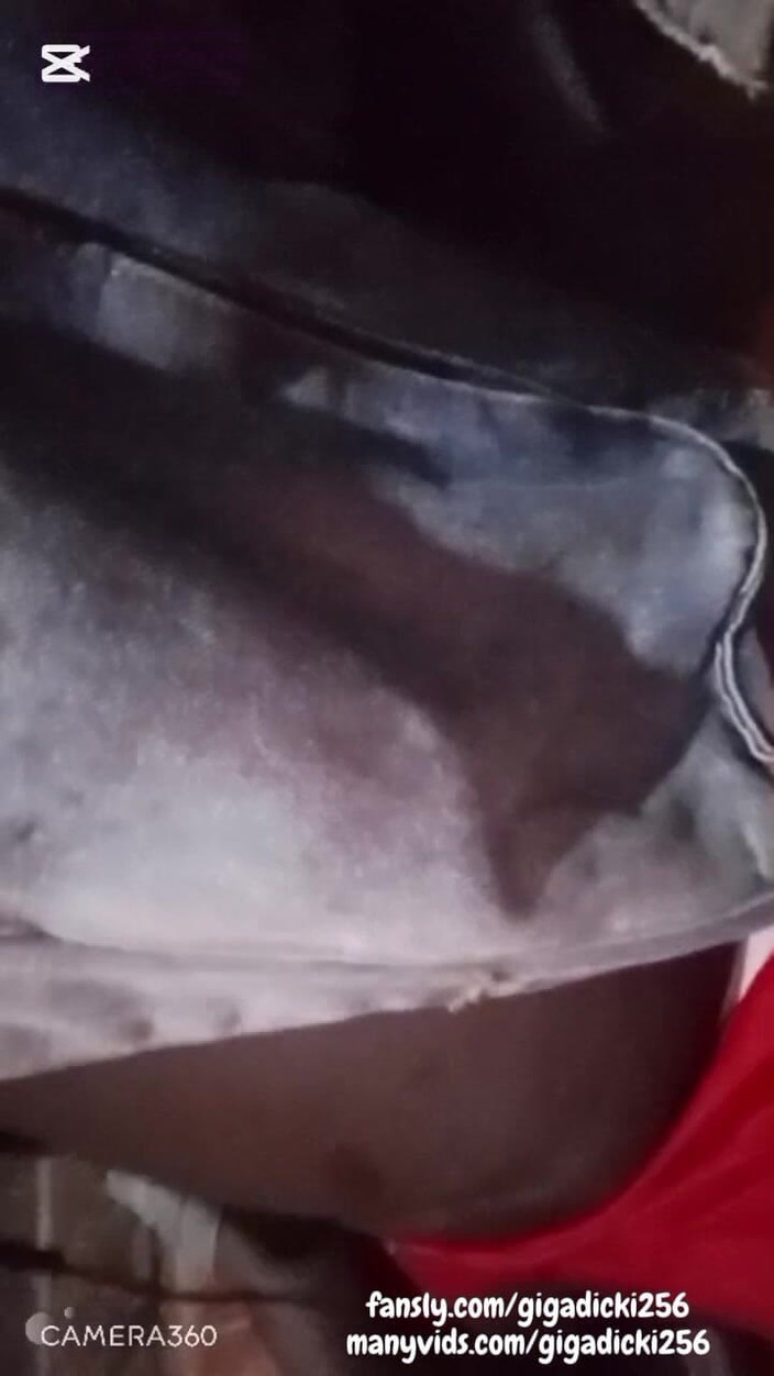 Hongi: Stiefmutter War so Geil, Also Musste Ich Auf Den Boden...