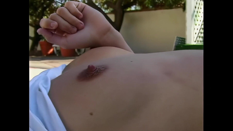 Blitzporn: Lee Ann: Een jonge seksgodin met een perfect lichaam die...