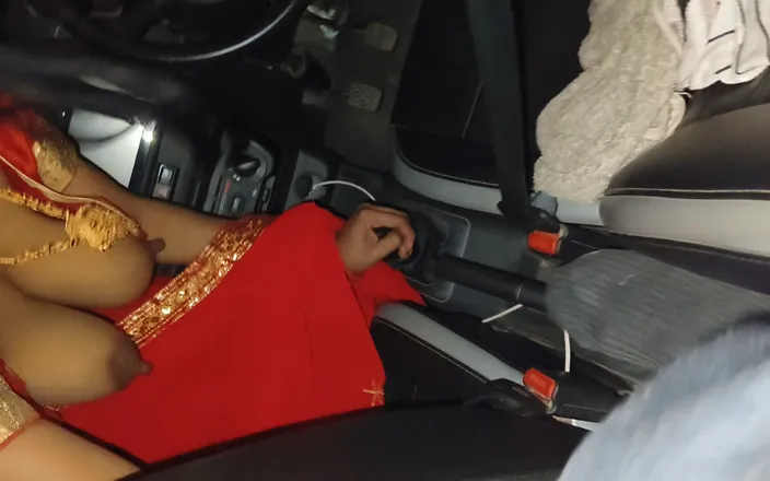 Nisha bhabhi ki chudai: Boyfriend Fuck Me in Car When We Are Meet First...