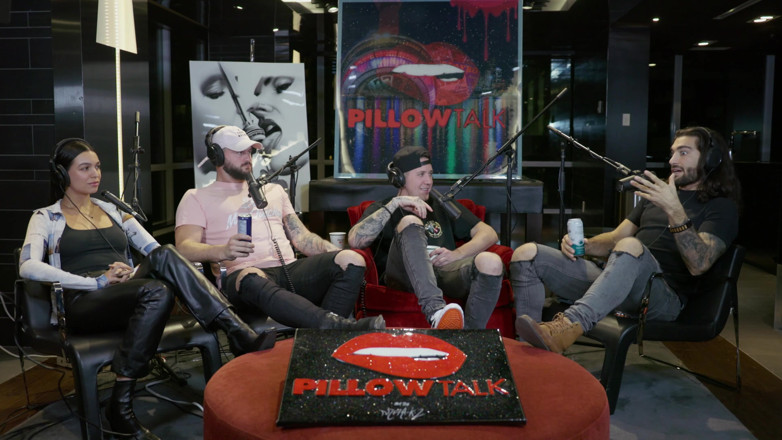 Pillow Talk: Elias Theodorou yatakta her zaman domine ediyor!
