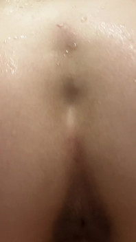 Coño cremoso en el baño