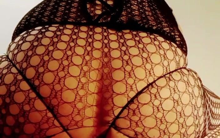 Anal stretchers: Puta lechera toma xxl