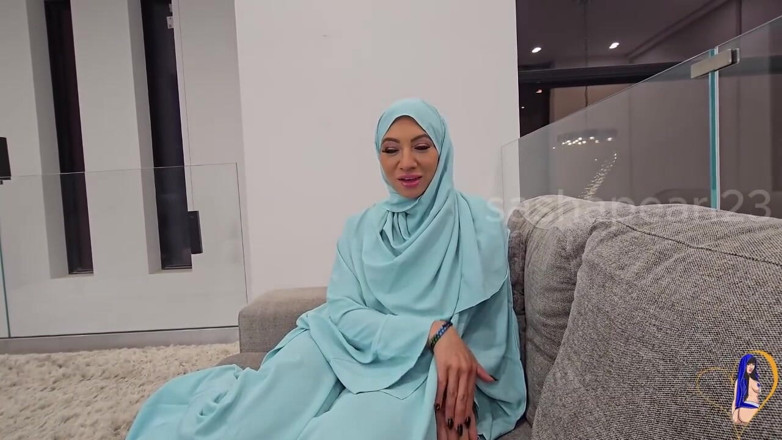 Sasha Pearl: Hijab puta matrimonio combo - mamada anal profunda y desordenada