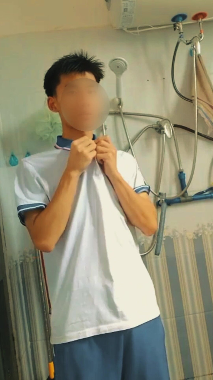 Louswee: Solo io, senza segreti