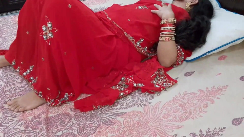 QueenbeautyQB: Indian Stepmother and Stepson's Sex Addiction