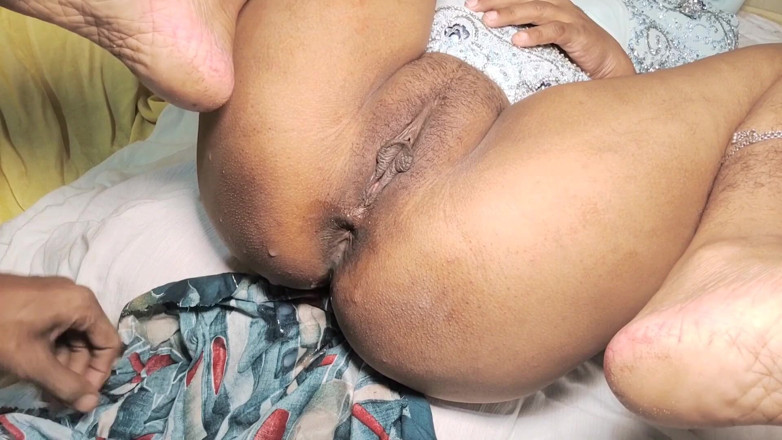 Desi step mom: 最好的印度肛交妻子