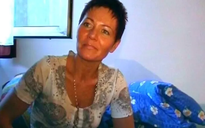 German's MILF: Short Haired MILF From Germany Playing with Her Pussy