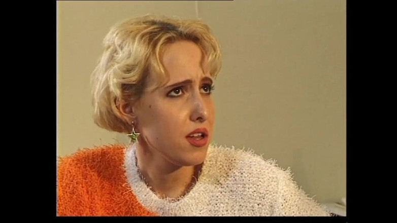 MMV films - The Original: Uma puta loira com tesão faz um sexo de dupla...