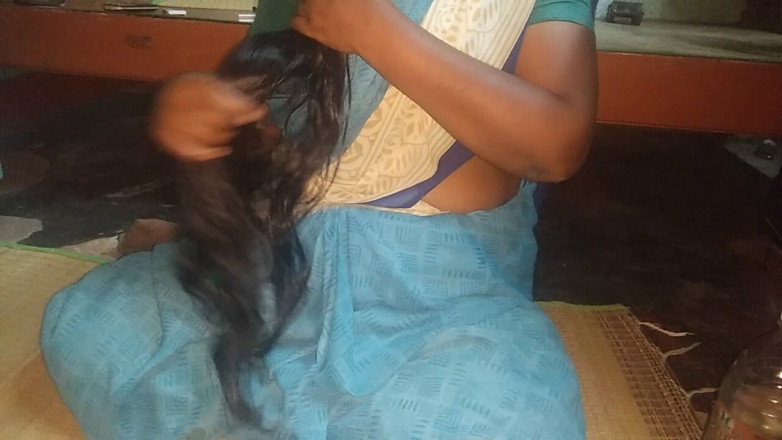 Priyanka priya: Desi Priyanka Long Hier Aunty Boobs Show