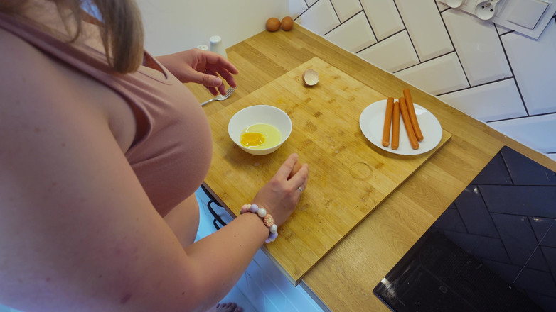 Mrs Wetslavs: J’ai Le Petit-déjeuner Pour Toi!