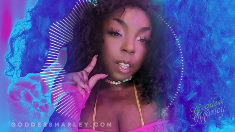 Goddess Marley: Tutti sanno che sei piccolo