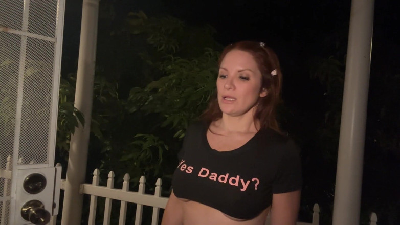 Elise London: Niegrzeczny sąsiad Blow Job