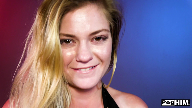 PEGHIM: Chloe foster kommt zu tiefer anal-aktivität und fistet seinen arsch...