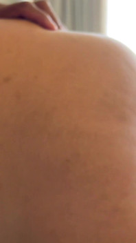 Vdaná bbw žena, hladová po sexu, dostává klobásu od svého milence
