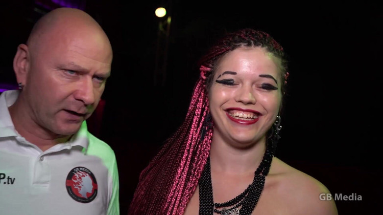 GangBang-Dream: German-teen-gangbang Dirty-doreen &amp; Sub-lisa Bareback Party