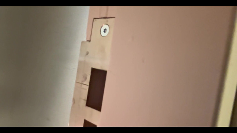 JohannWood: Super nervózní honění na dveře my hotelrooms!