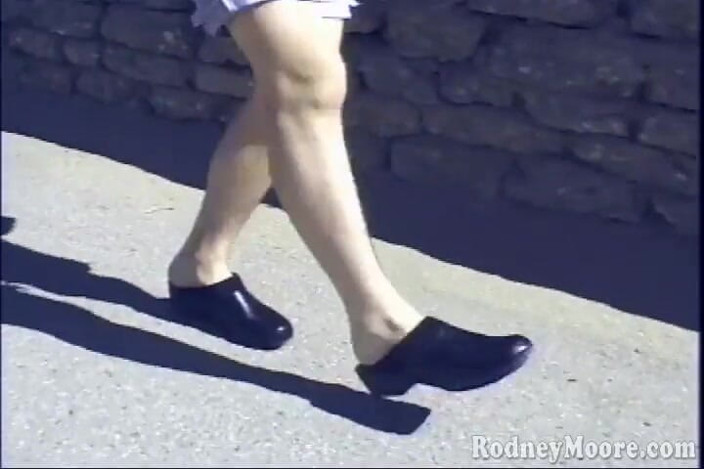 Horny Hairy Girls: Futai epic retro cu fată păroasă