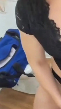 Kompilasi Ibu Matang Suka Menjolok Pepek dan Dildo Ini Di Merata-rata Di Luar