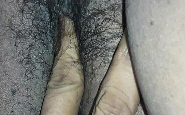 Sameer Phunk: Hairy BBW Slut Bhabhi Getting Fingered