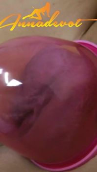 Shaved Pussy Pumped up - That's Just Horny I Can Tell You When the Shaved Pussy Is Inflated Nicely with Negative Pressure