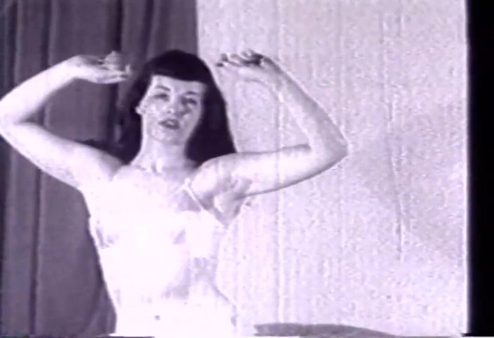 Vintage Megastore Full hd: Betty Page uncovered - restyling film w wersji Full HD