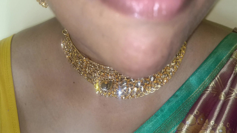 Inba: New Married Women Showing Her Cute Structure