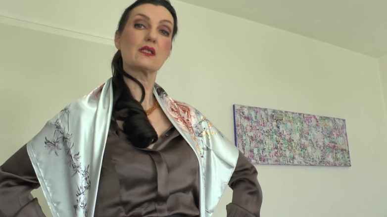 Lady Victoria Valente: Примірка після обіду, леді Вікторія Валенте