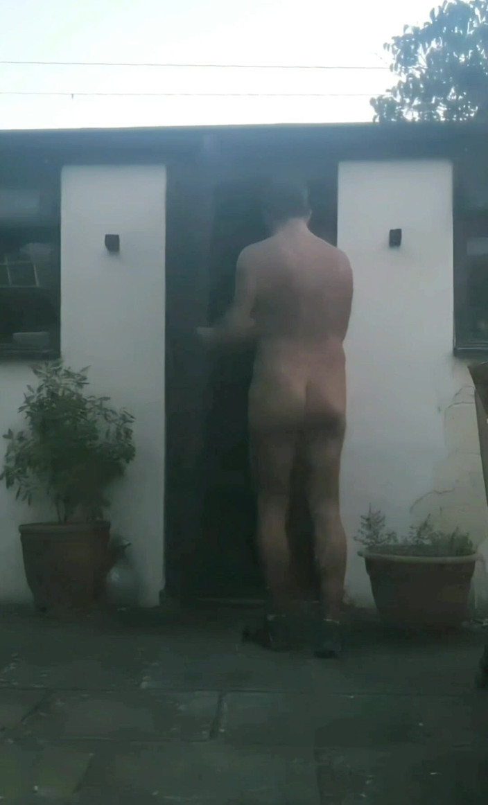 MaleModel: Nahé zahradniení