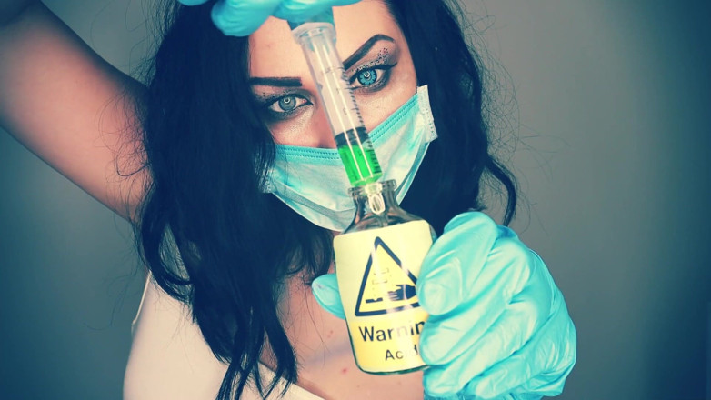 Goddess Misha Goldy: Psiho-injectare în pula ta int0xicată, anus și acid în gură și ejaculare în timp ce...