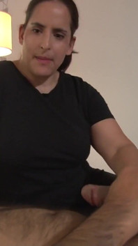 Hotel Maid Finds Room Isnt Empty!