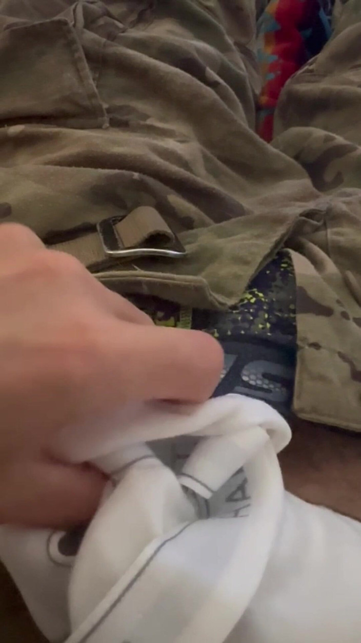 Gay Soldier Stuff: Us Army Soldier Jerks off in His Uniform and Cums...