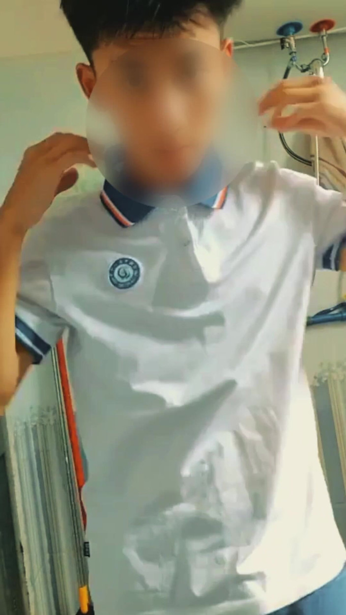 Louswee: Just Me, No Secrets