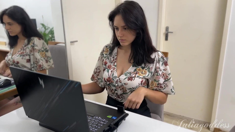 Shamelesscouple: Obey Your Boss - Domination, Facesitting, Spit and Squirt 4K