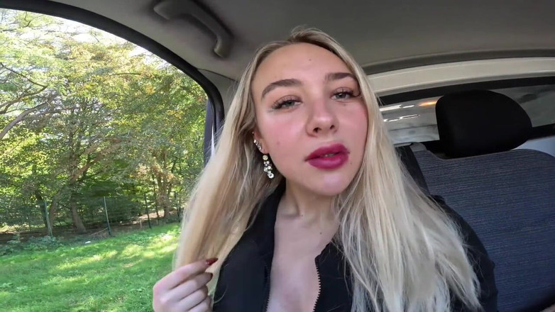 Queen_of_BDSM: Raststaetten Piss!