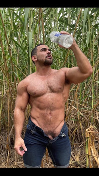 Tady je záludný vrchol některých Shenanigans, do které jsem se včera na pláži dostal