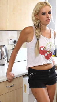 Chanelle - zvyk při večeři