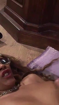 Grote harde pikken voor sletterige zwarte babes #6 - Volledige film