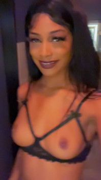On the Set of Gloryhole Swallow