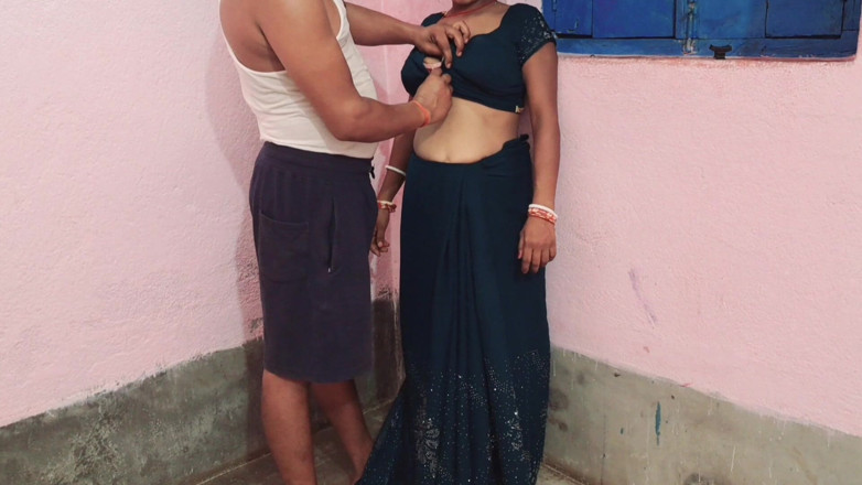 Trilokinath: Calda indiana desi milf scopata