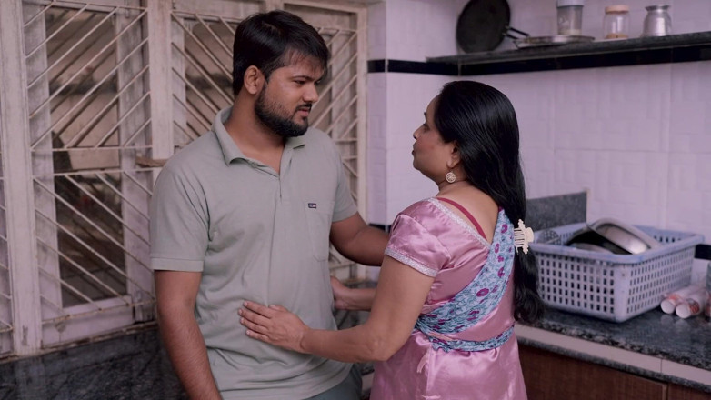 Pyari gudiya: Hot Indian Stepsister-in-law, Seduced by Young Boy, Gets a Hard...