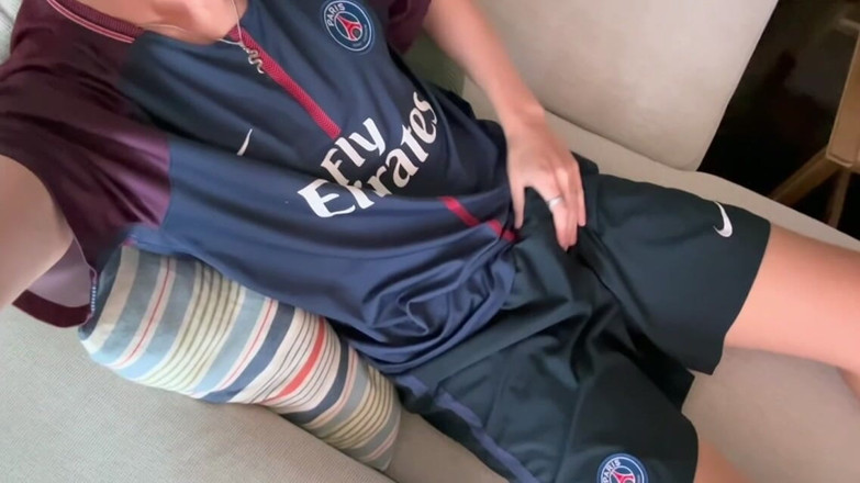Axton Drake: Psg Soccer Bro melancap selepas latihan