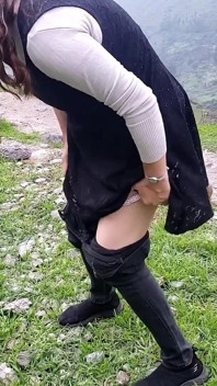 Mijando na montanha