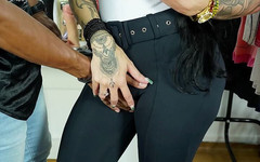 Amopornobr: Nejlepší sexshop prodejce v sousedství