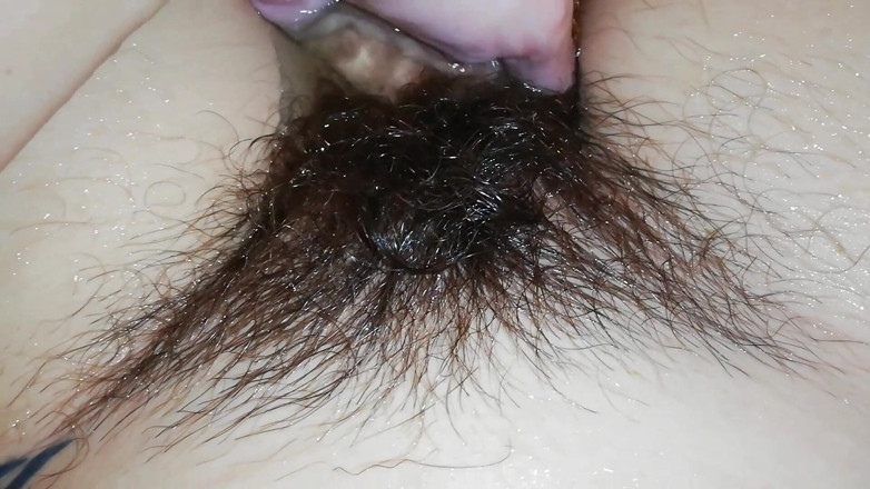 Cuteblonde666: Super hair bush in the water