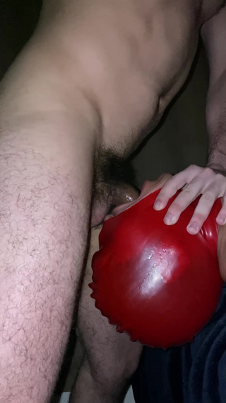 Danmel X: Tichý, zatímco používám tvé hrdlo