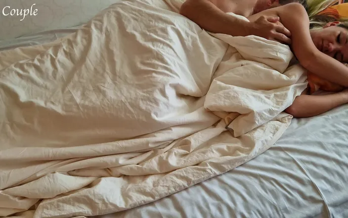 LC couple: Real Amateur Couple Morning Sex - Husband Wakes up Wife When...