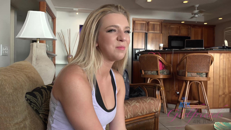 ATK Fans (Girlfriends): Tiffany's Dirty panties goza e seu dedo deixa sua buceta...