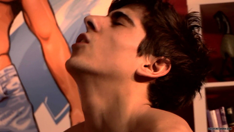 Lollipop Twinks: Hung Twink pegou masturbando!