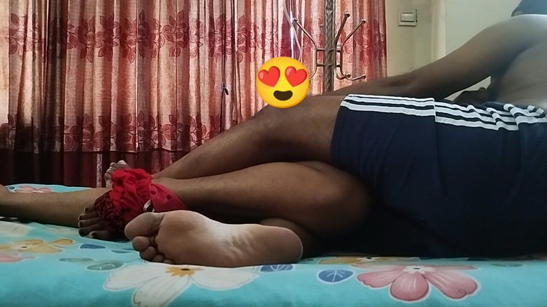 Teensex: Ragazza Trans Scopa Il Gran Cazzo Del Collega Nella Stanza...