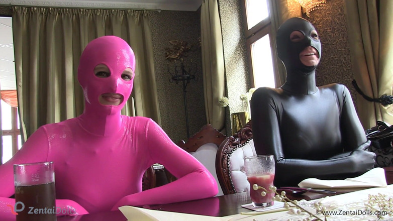 ZentaiDolls: Model teratas di Zentai